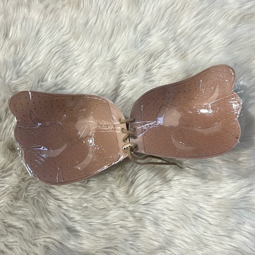 SOLD Last Chance! Nude Self Adhesive Invisible Push Up Bra C Cup - Picture 6 of 6